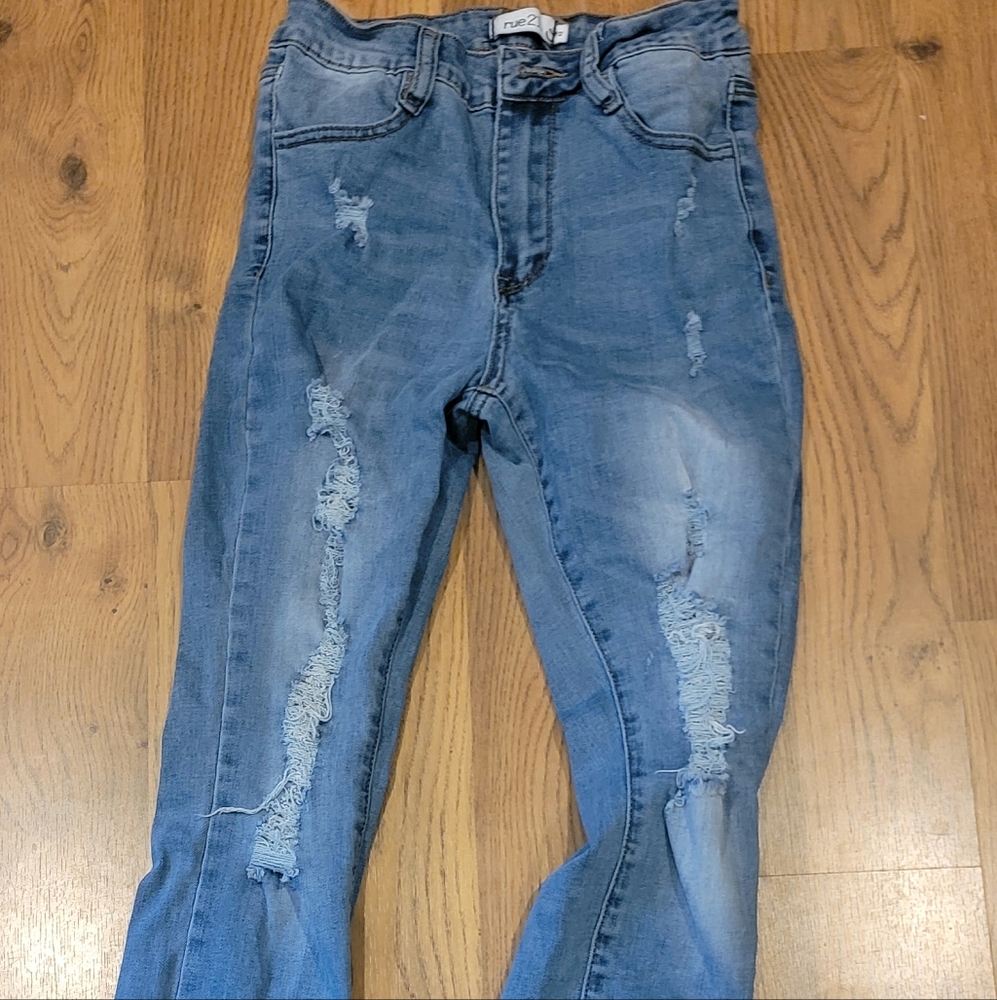 Womens Distressed Stretch Jeans